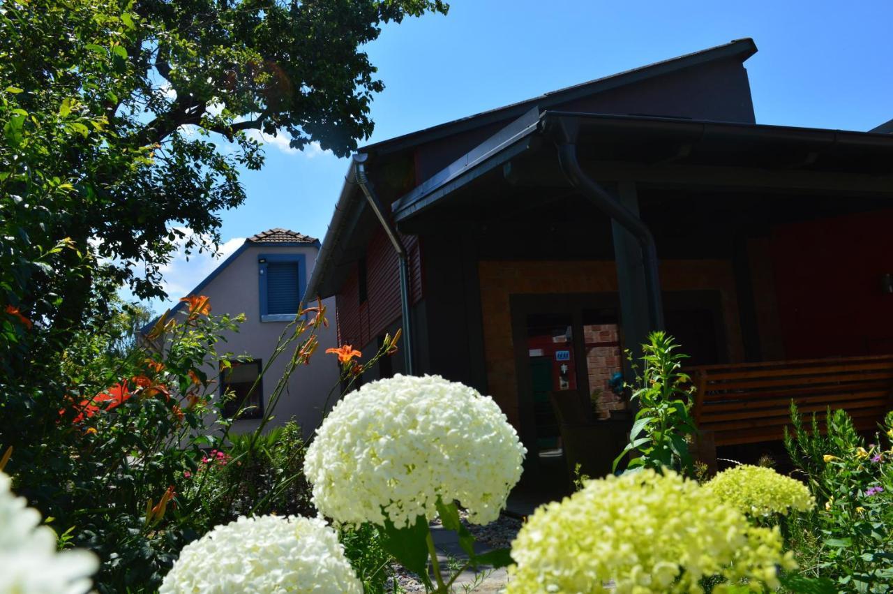 Bootshaus Villa Айзенщат Екстериор снимка